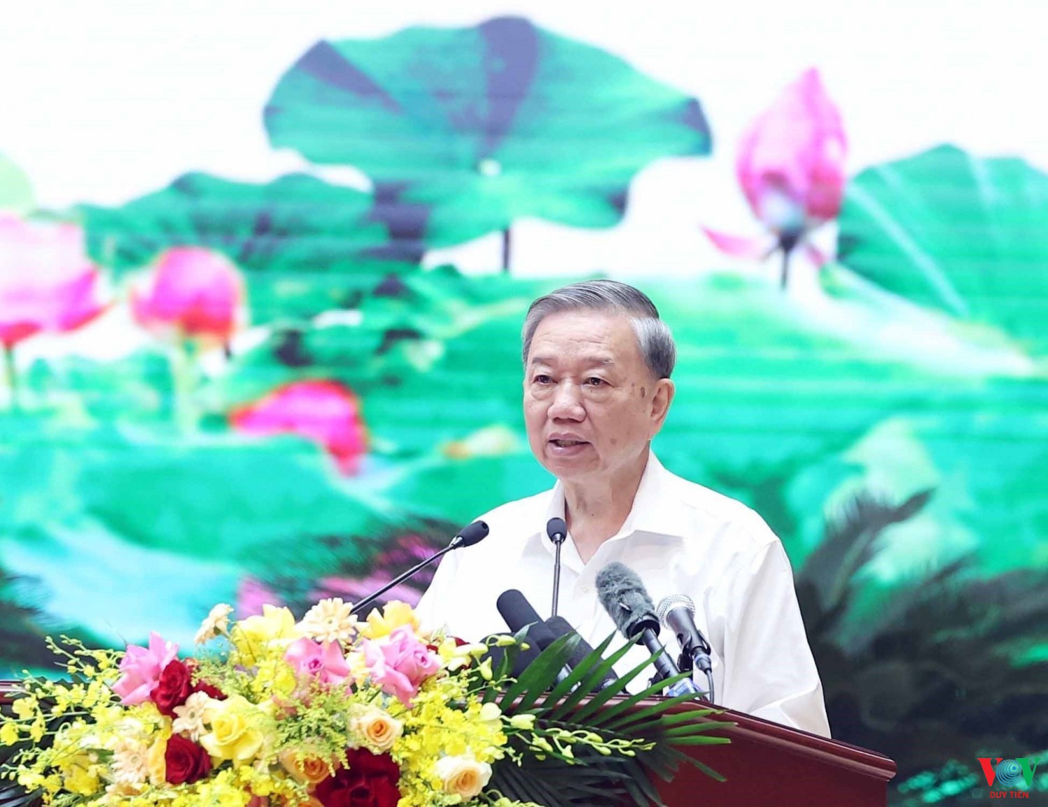 vna potal tong bi thu to lam gap mat dai bieu co cong voi 5f75