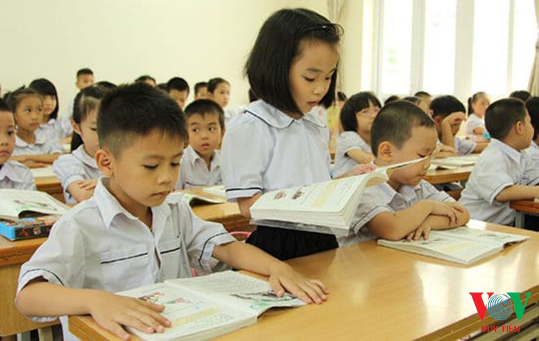 Phổ cập trung học phổ thông - bước tiến lớn trong giáo dục