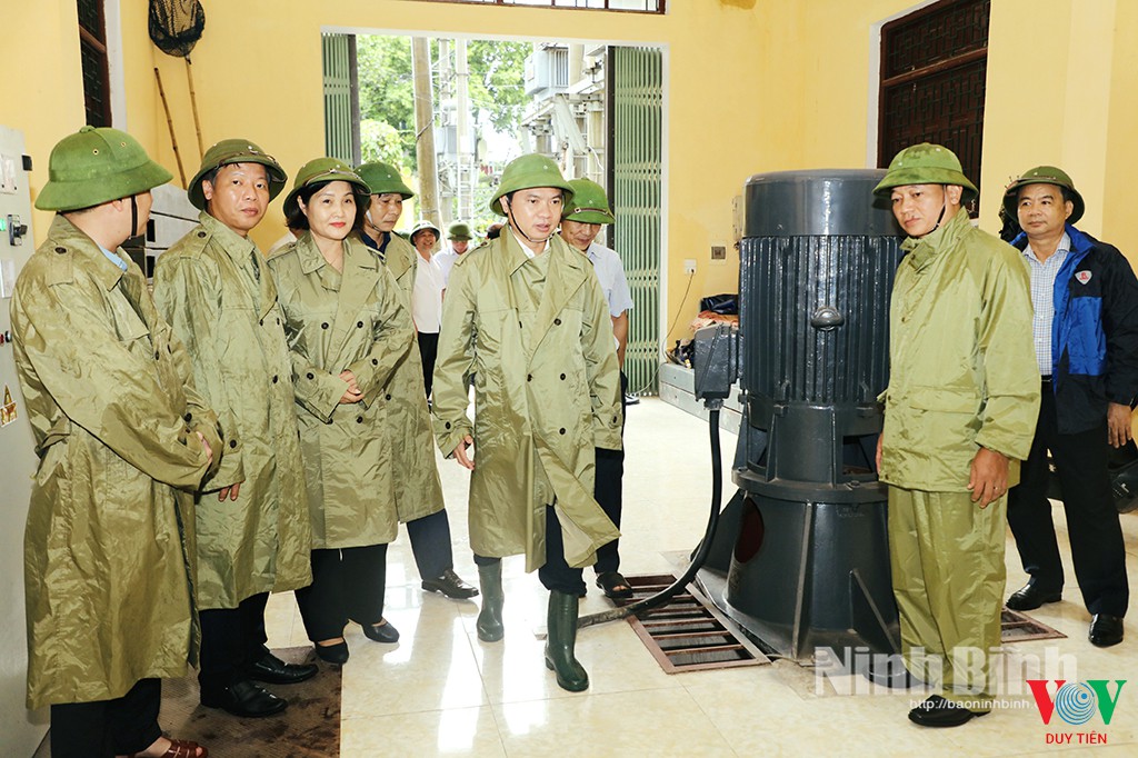 dong chi bi thu tinh uy truong quoc huy kiem tra va chi dao 2dc4