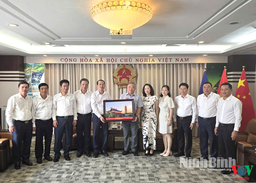 day manh xuc tien dau tu thuong mai va du lich ninh binh 0acb