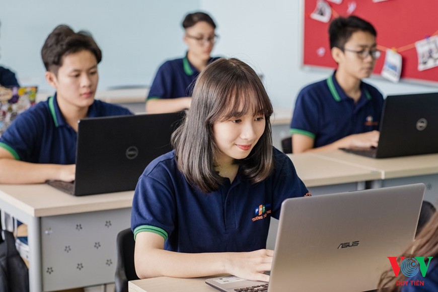 Chuyển đổi số trong giáo dục bằng trái tim