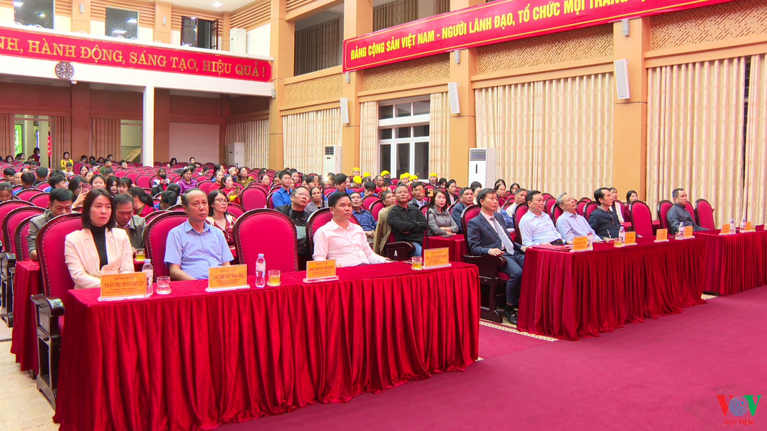 vlcsnap 2025 11 03 12h01m58s189